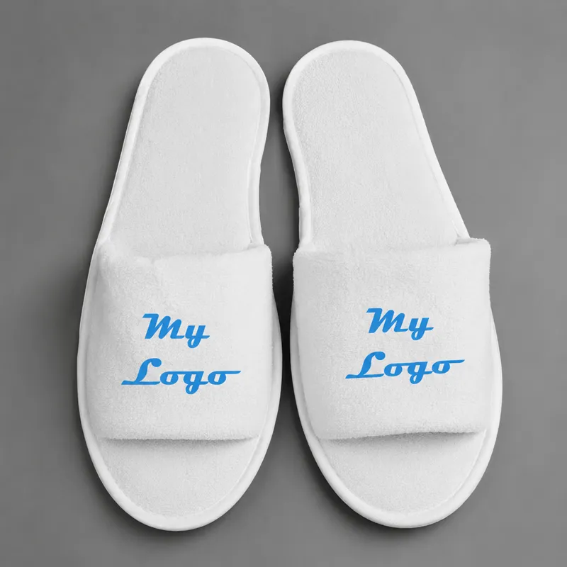 Smooth upper materials for heat transfer logo plush slippers
