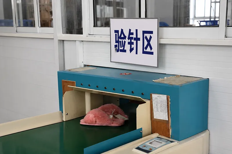 custom plush slipper needle detection